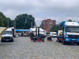 Der Aufbau für die Orts-Challenge und das Konzert von Glasperlenspiel läuft