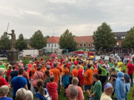 Orts-Challenge gewonnen! VR Bank in Holstein spendet 2000€ an Bad Bramstedter Tafel