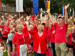 Orts-Challenge gewonnen! VR Bank in Holstein spendet 2000€ an Bad Bramstedter Tafel