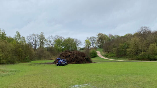 THW-Familien-Osterfeuer trotz Regen ein voller Erfolg