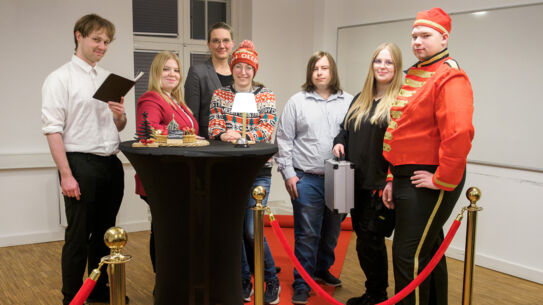 Gottesdienst mit Theater, Musik und Afterglow in der Anscharkirche