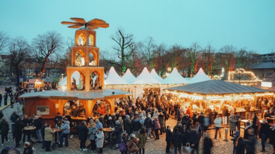 Weihnachtszauber in Lübeck und Bremen:  VHS Quickborn lädt zu zwei Adventsfahrten ein
