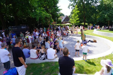 Familientag auf dem Rathausplatz in Quickborn: Jetzt mit Online-Vorverkauf für Flohmarktstände