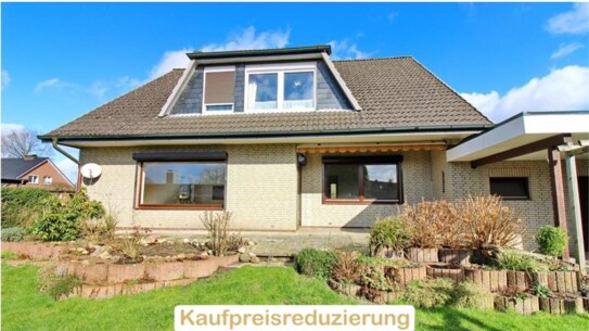 !! Toplage mit Gewinn !! Großzügiges Zwei-Familienhaus mit hohem Wertsteigerungspotential !!