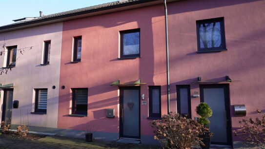 Familienglück lässt sich kaufen! Modernes Reihenmittelhaus in Kaltenkirchen