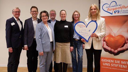 15 Jahre Bürgerstiftung der VR Bank in Holstein - Siegerehrung mit 16 glücklichen Gewinnern