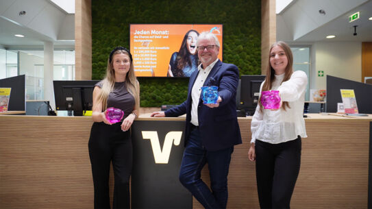 VR Bank in Holstein lässt es wieder "parkfunkeln"