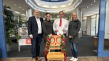 Eulenstuhl findet neuen Platz bei der Sparkasse Südholstein