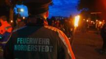 Laternenumzug der Freiwilligen Feuerwehr Garstedt und des Herold Centers