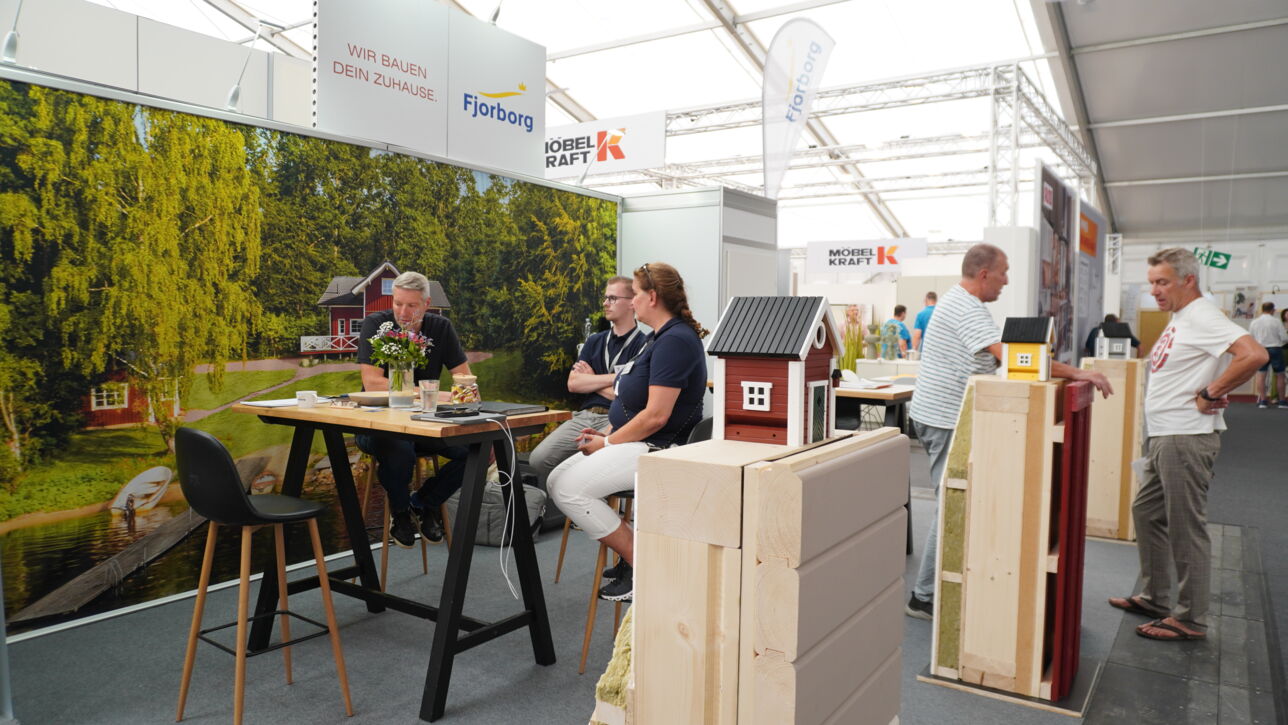 Die NordBau 24 in den Holstenhallen Neumünster ist gestartet