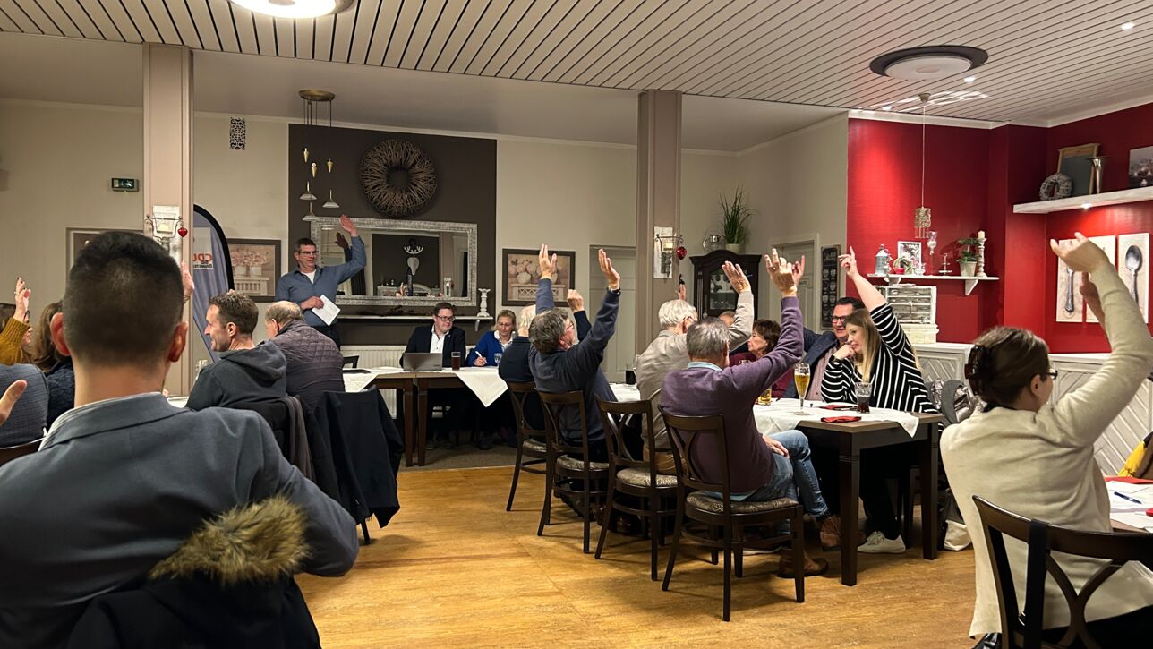 Fotogalerie: Felix Carl von der CDU zum Bürgermeisterkandidaten in Bad Bramstedt gewählt!