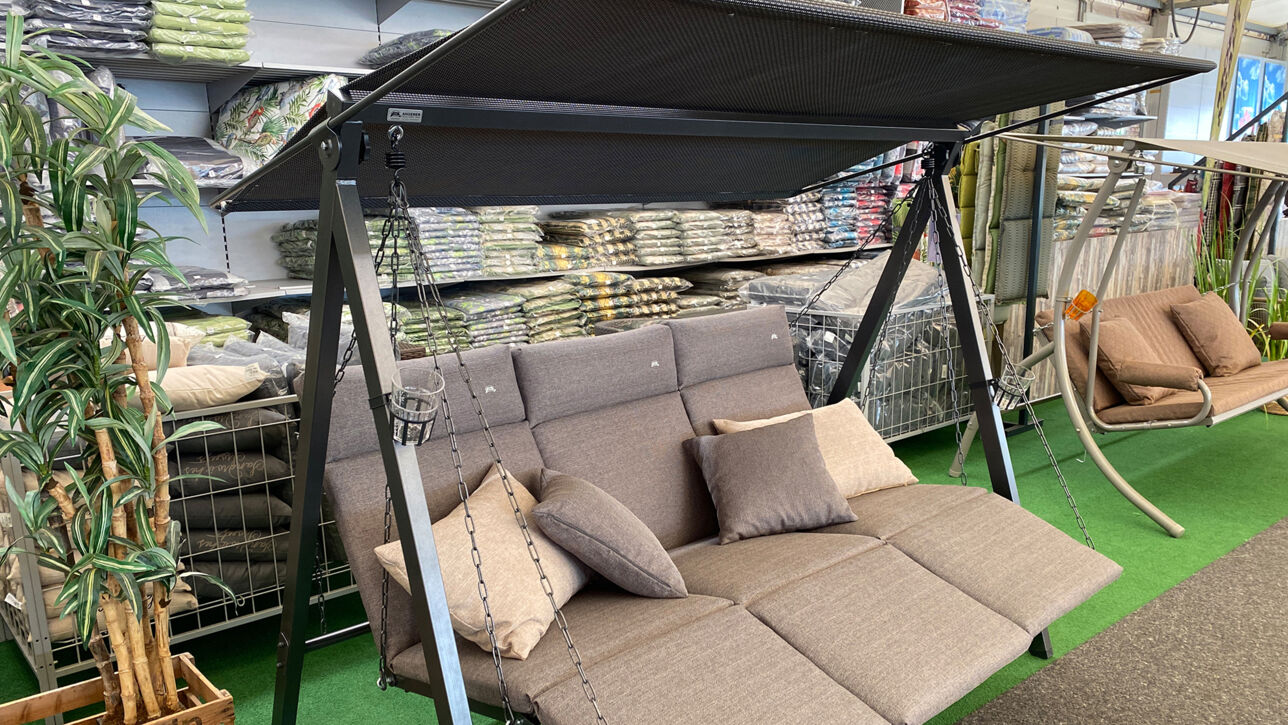 Kraft tanken in der Natur! Möbel Kraft eröffnet die Gartenmöbelsaison