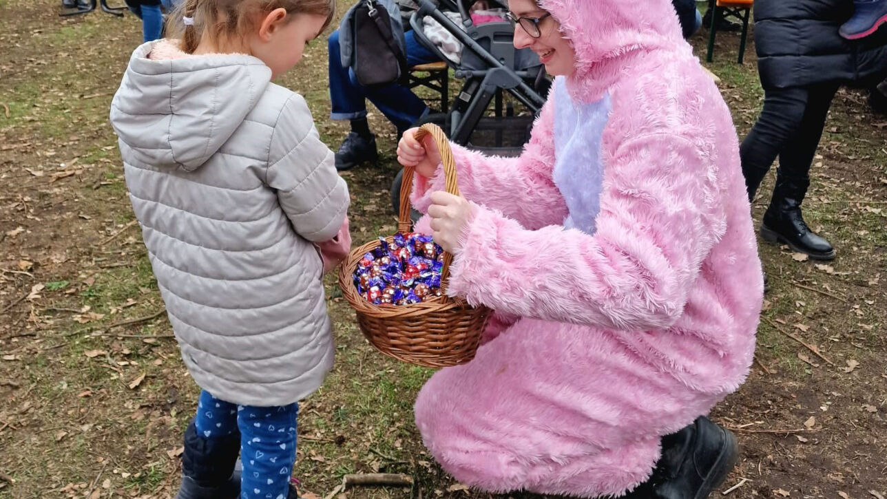 THW-Familien-Osterfeuer trotz Regen ein voller Erfolg
