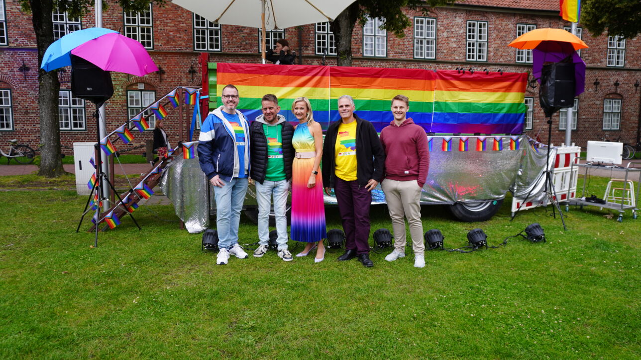 Bad Bramstedt feiert ersten Christopher Street Day