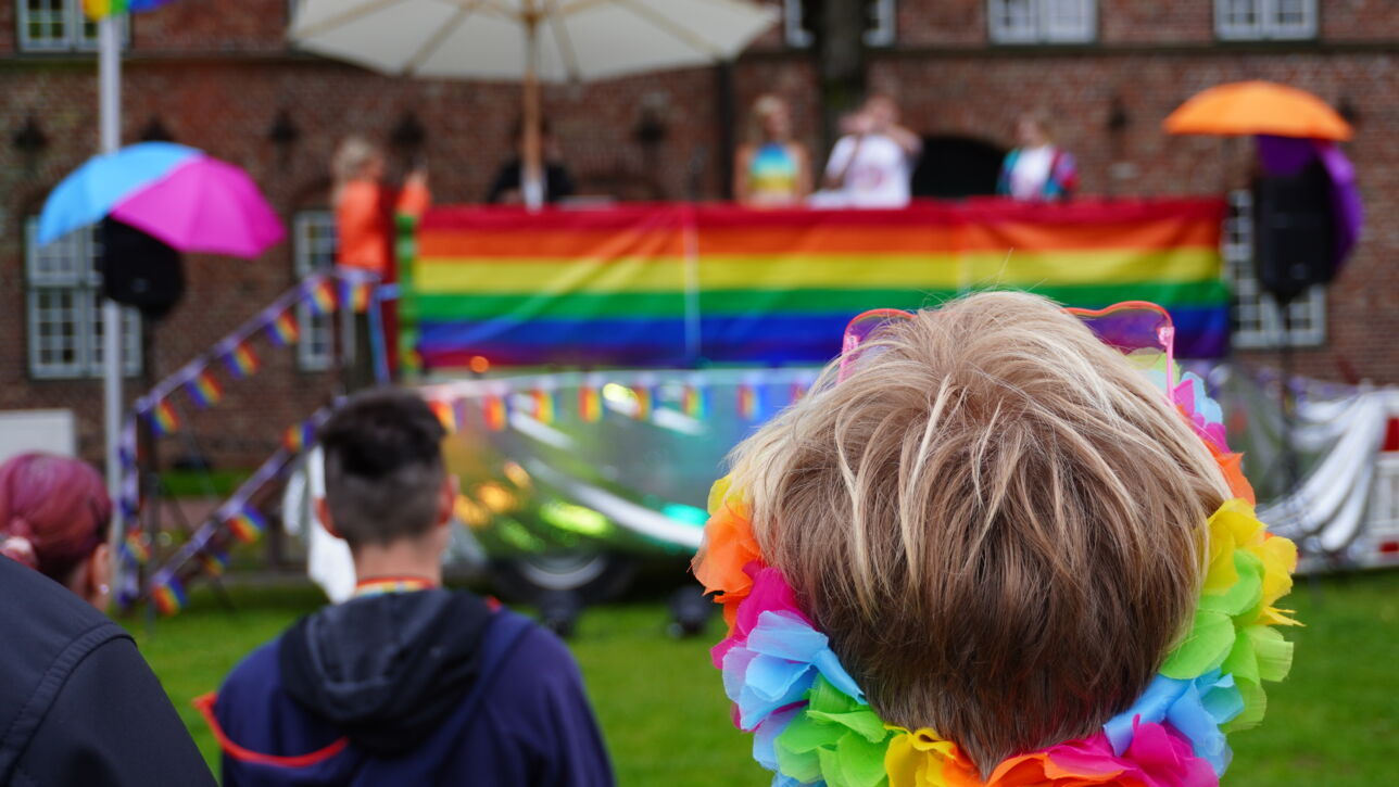 Bad Bramstedt feiert ersten Christopher Street Day