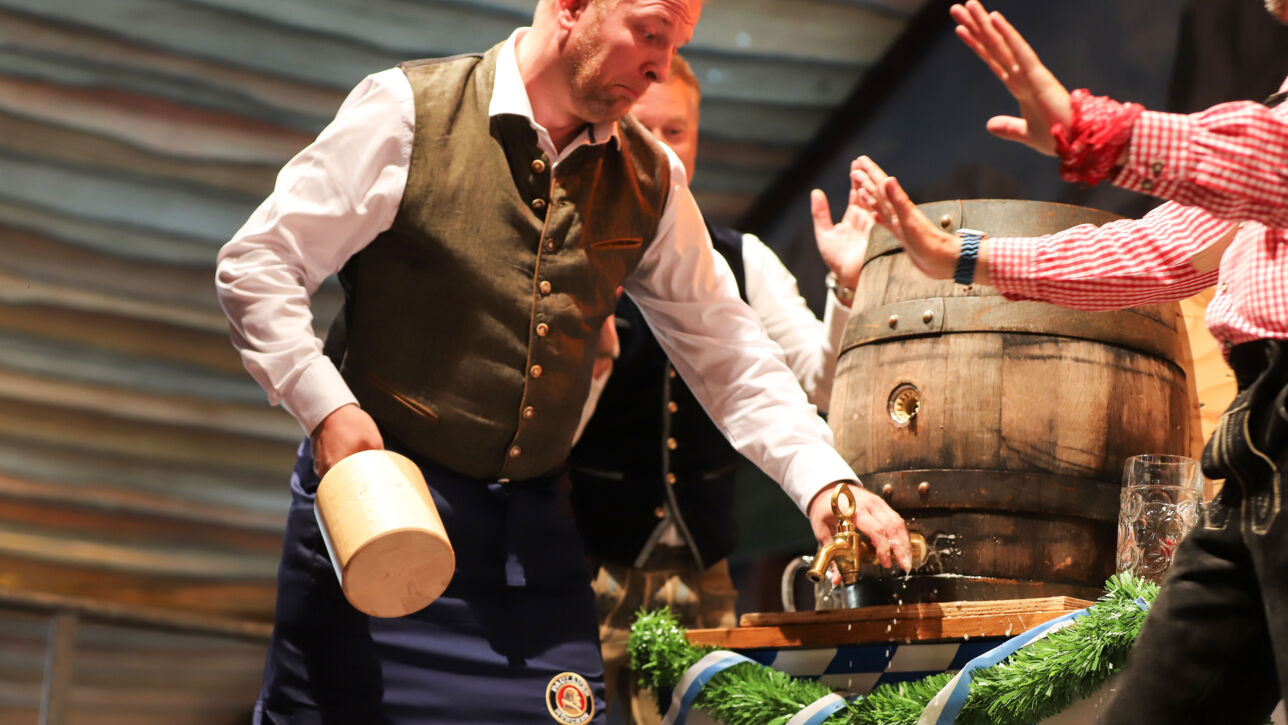 Der Wahnsinn! Oktoberfest bei Möbel Kraft!!!