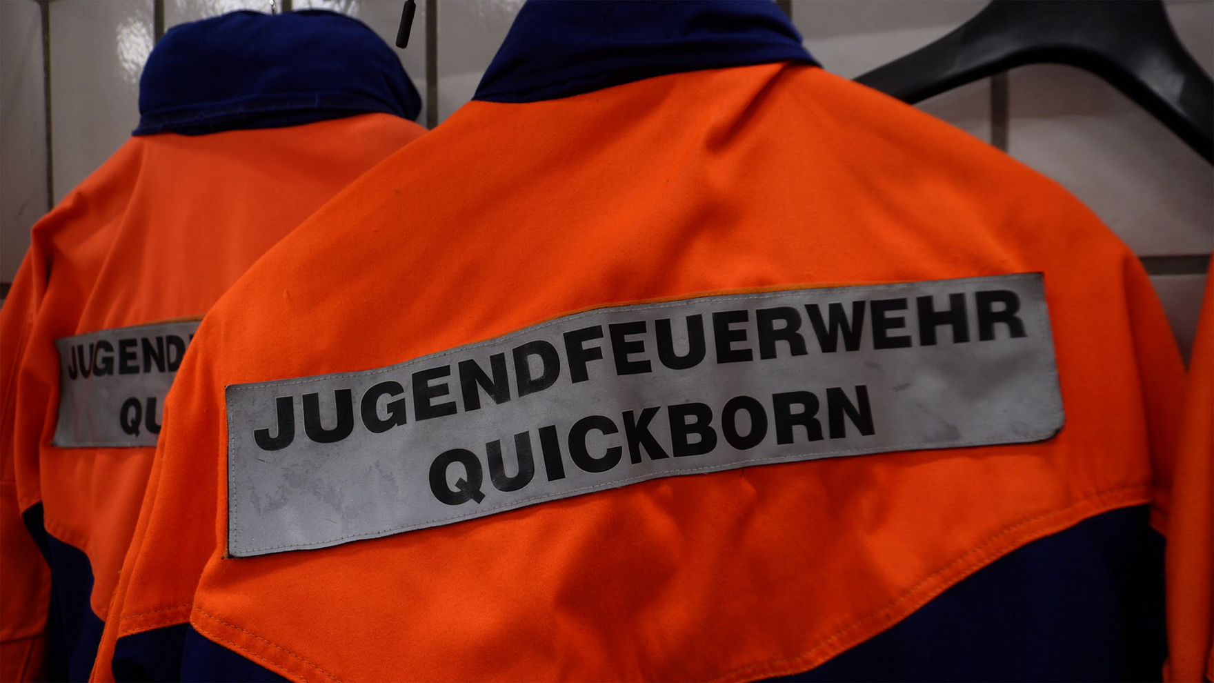 VR Bank in Holstein macht`s möglich! Ein neues Zelt für die Jugendfeuerwehr Quickborn